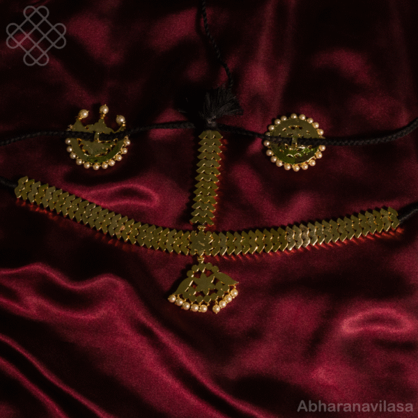 High Quality Matha Patti (Nethi chutti) with Chand and Moon - Image 2
