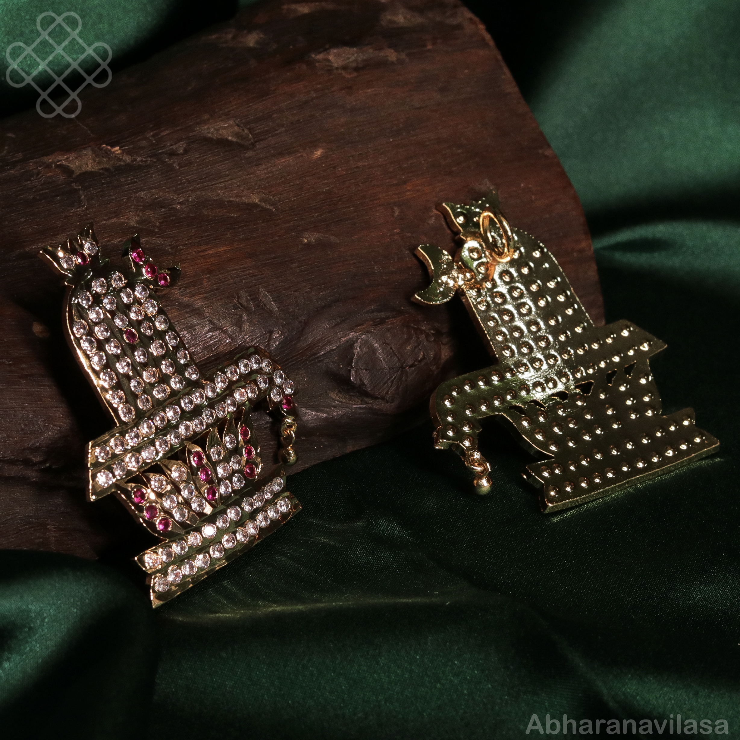 Traditional panchaloha - shivling pendant