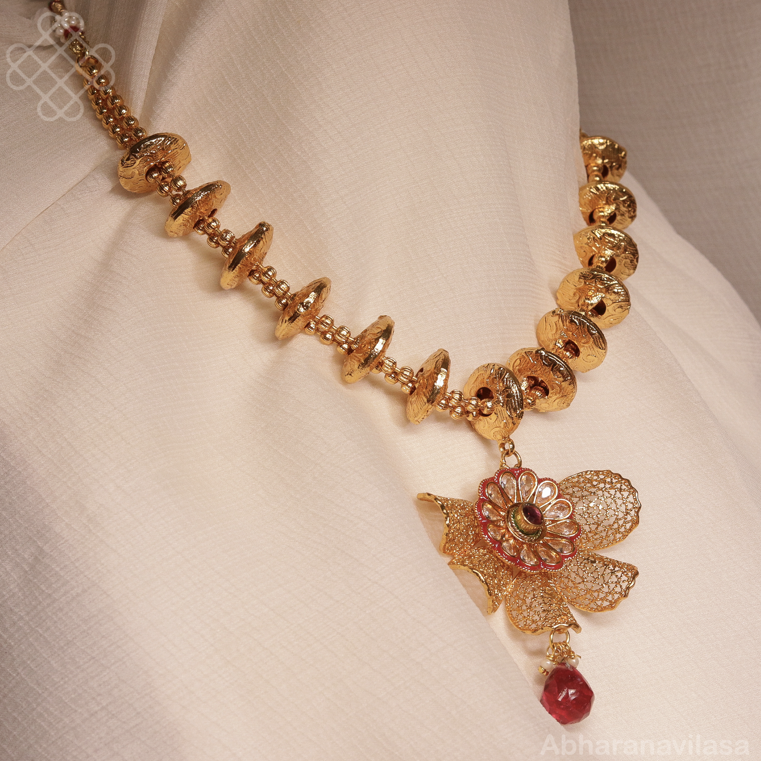 Short necklace - Image 2