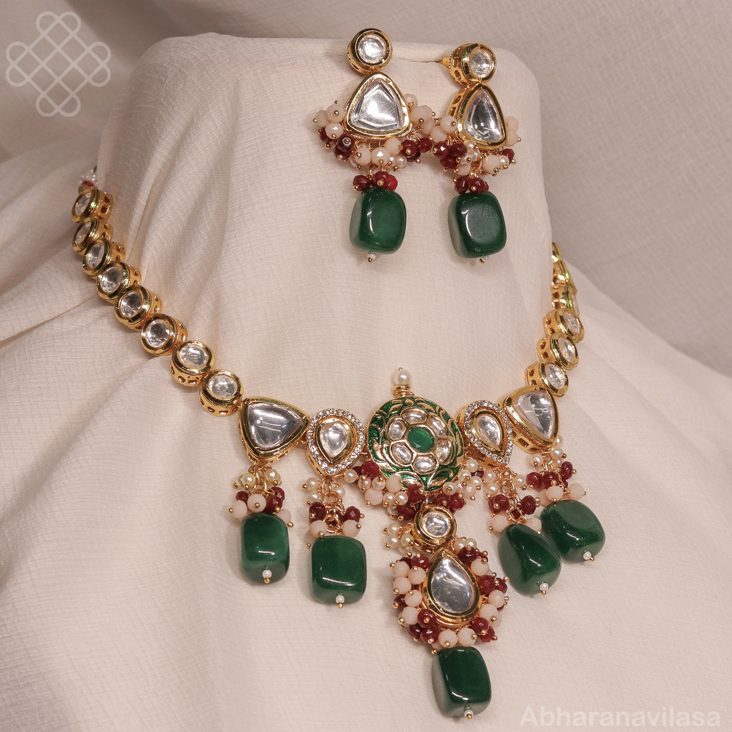 Short necklace (kundan)