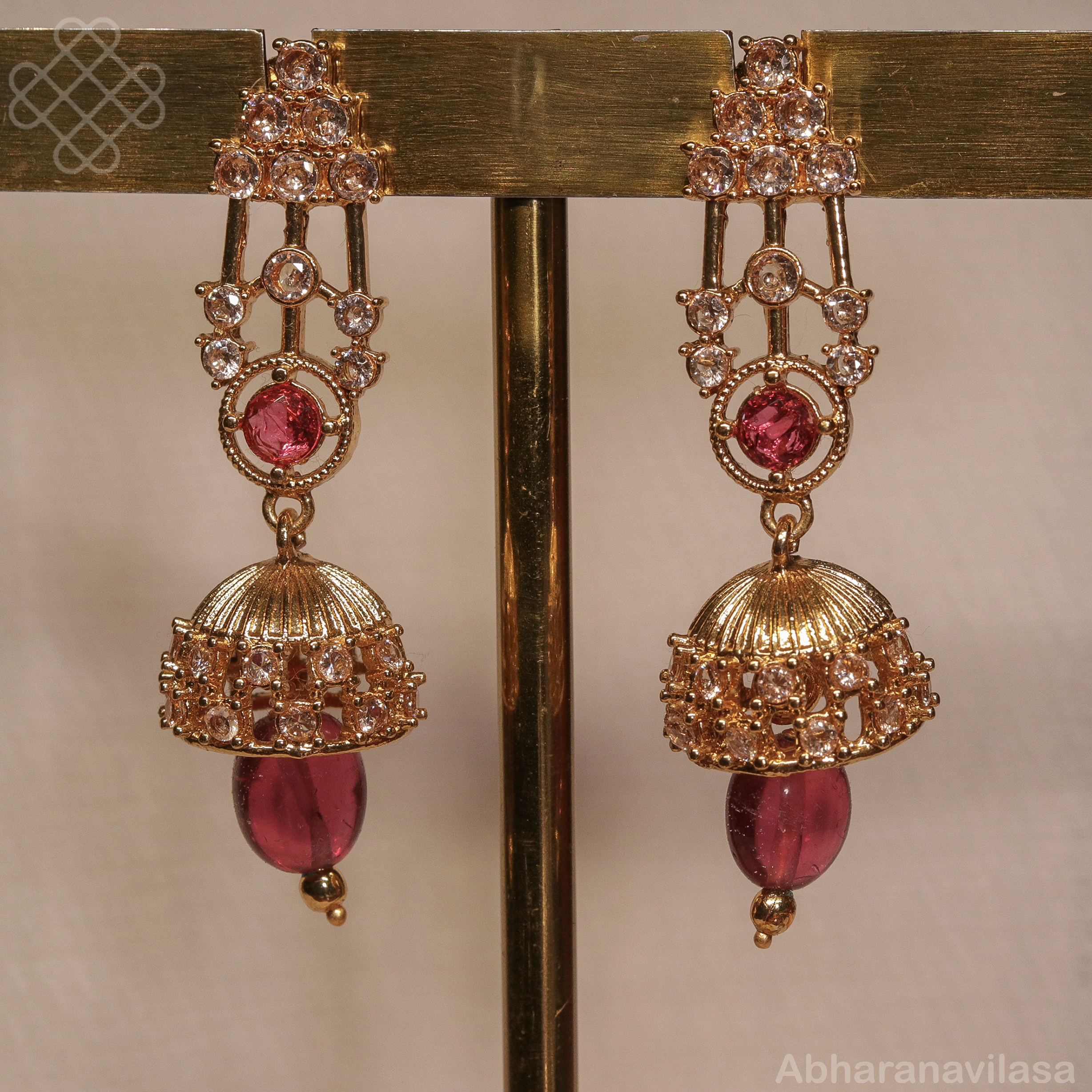 Short Necklace - Image 2