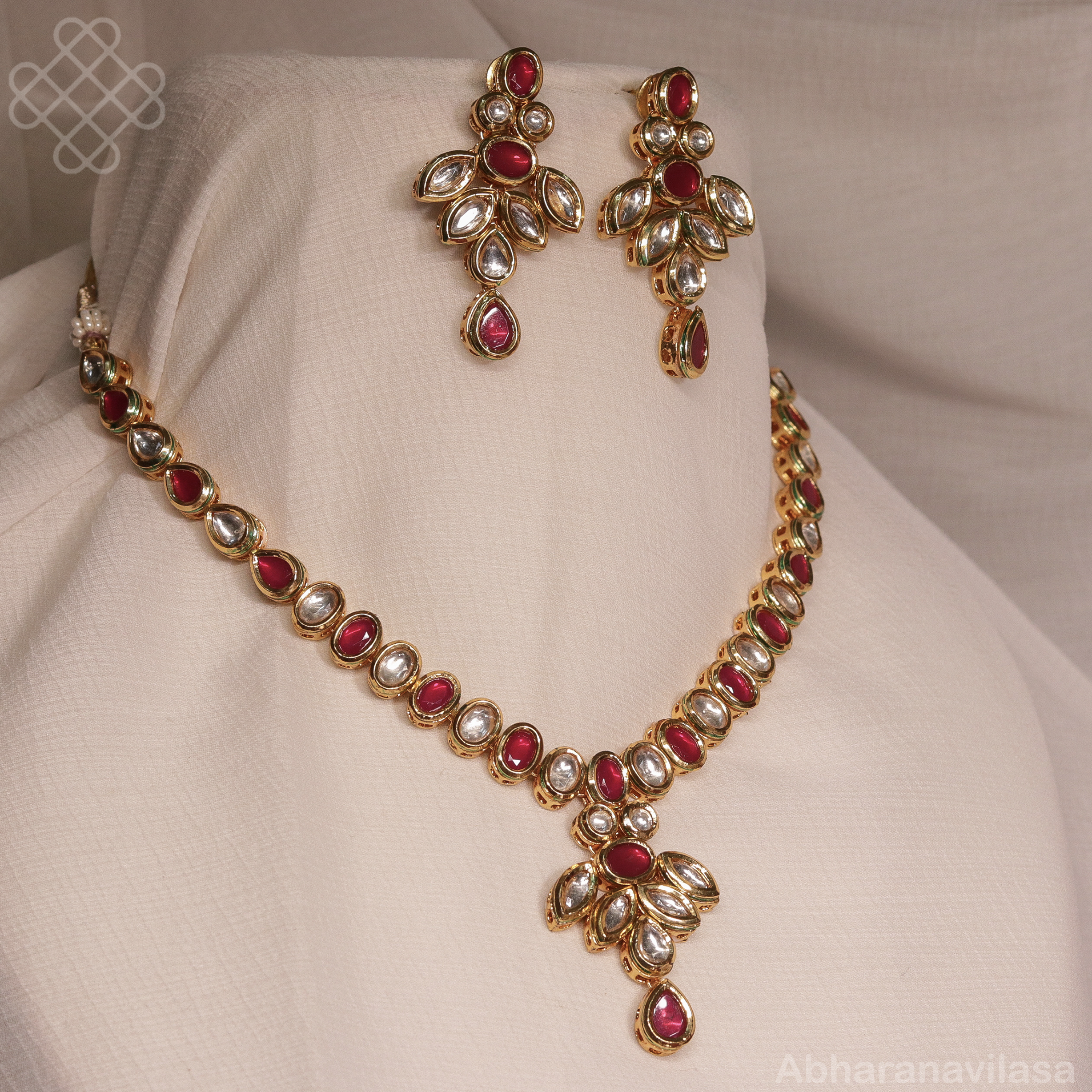 Short necklace (kundan)